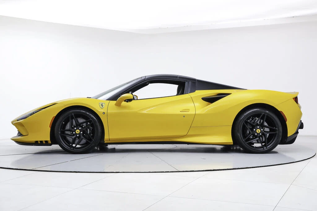 2022 Ferrari F8 Spider - Image 10 of 31