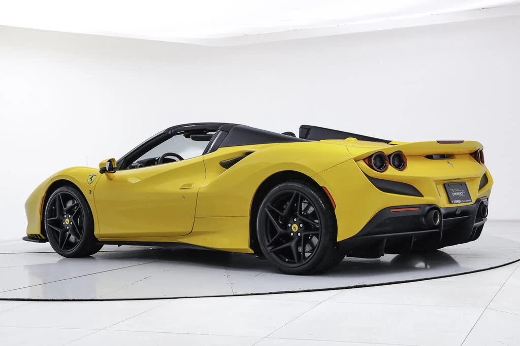 2022 Ferrari F8 Spider - Image 3 of 31