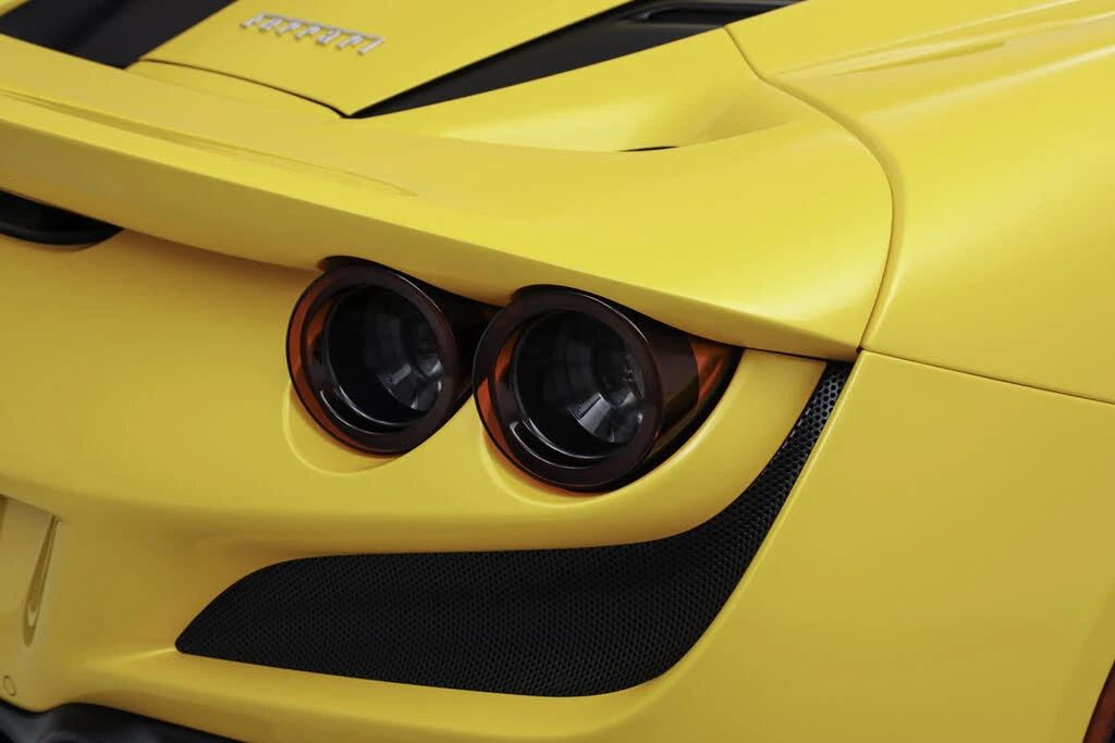 2022 Ferrari F8 Spider - Image 22 of 31