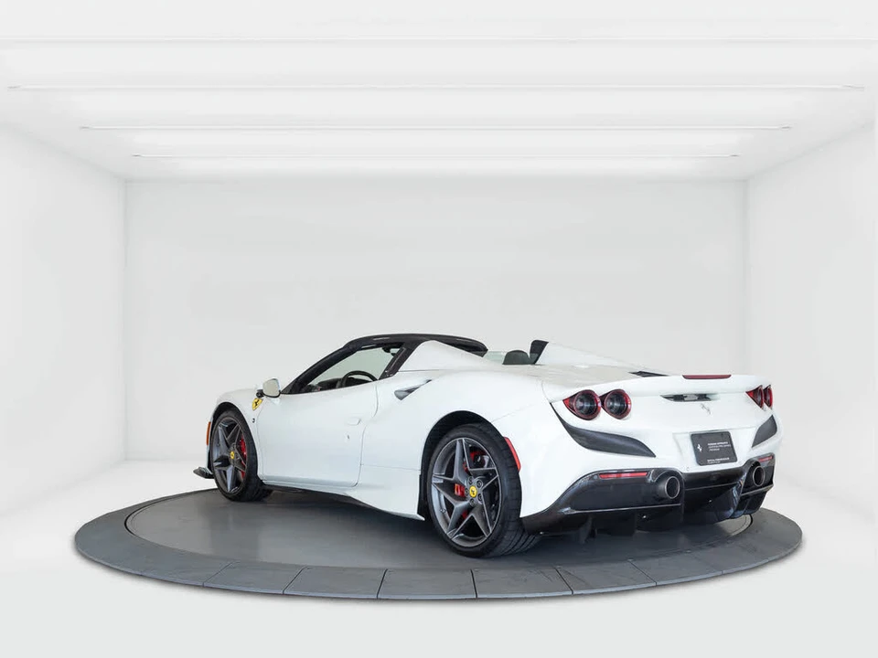 2022 Ferrari F8 Spider - Image 3 of 6