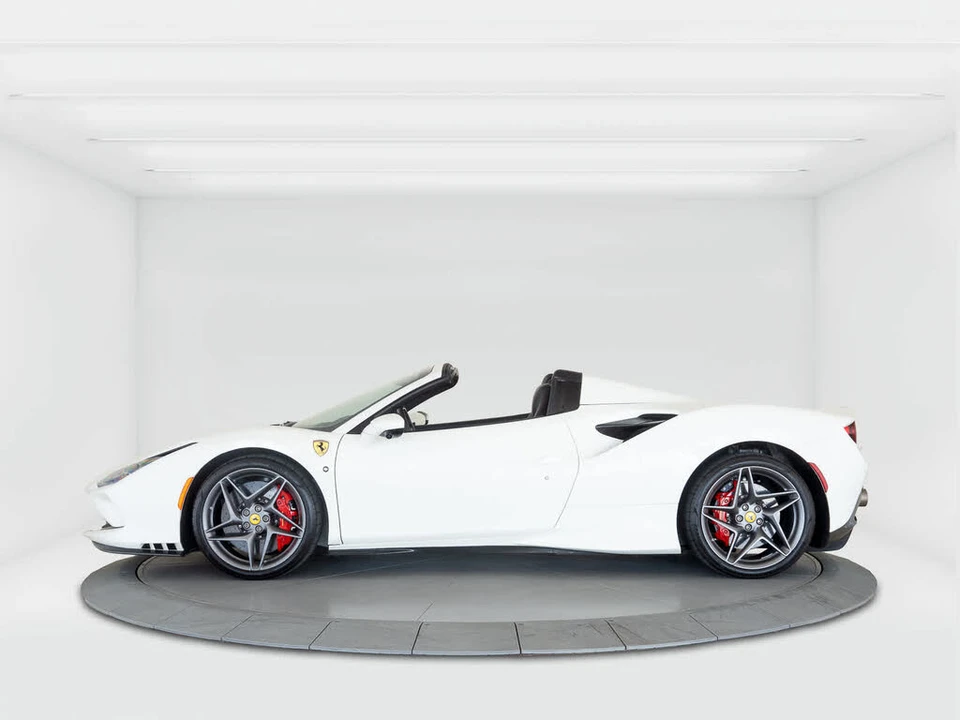2022 Ferrari F8 Spider - Image 2 of 6