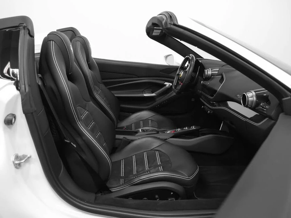 2022 Ferrari F8 Spider - Image 23 of 31