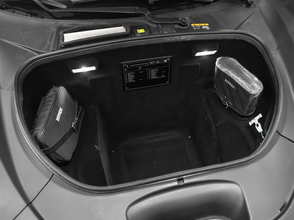 2022 Ferrari F8 Spider - Image 13 of 31