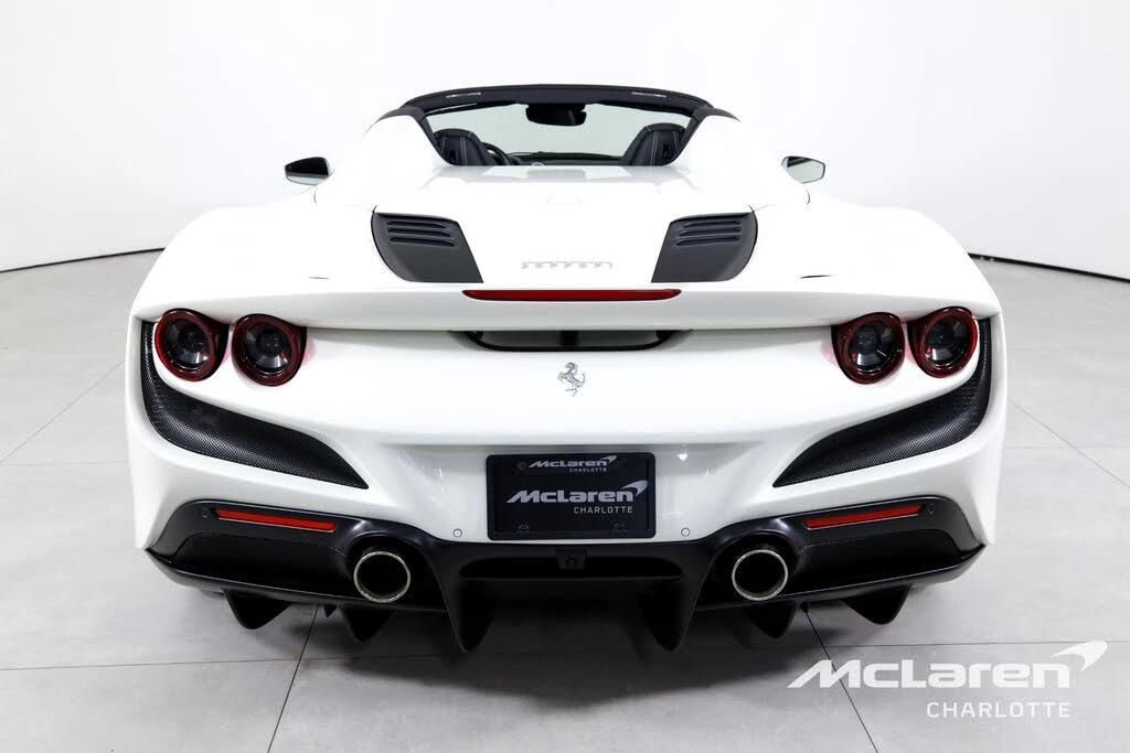 2022 Ferrari F8 Spider - Image 8 of 31