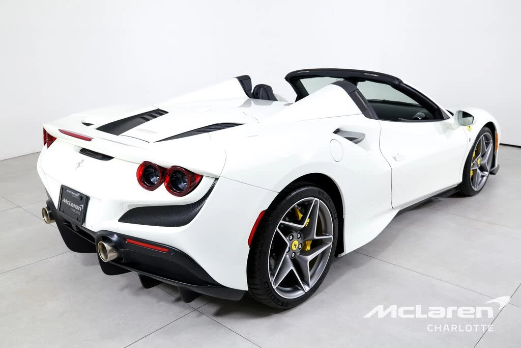 2022 Ferrari F8 Spider - Image 9 of 31