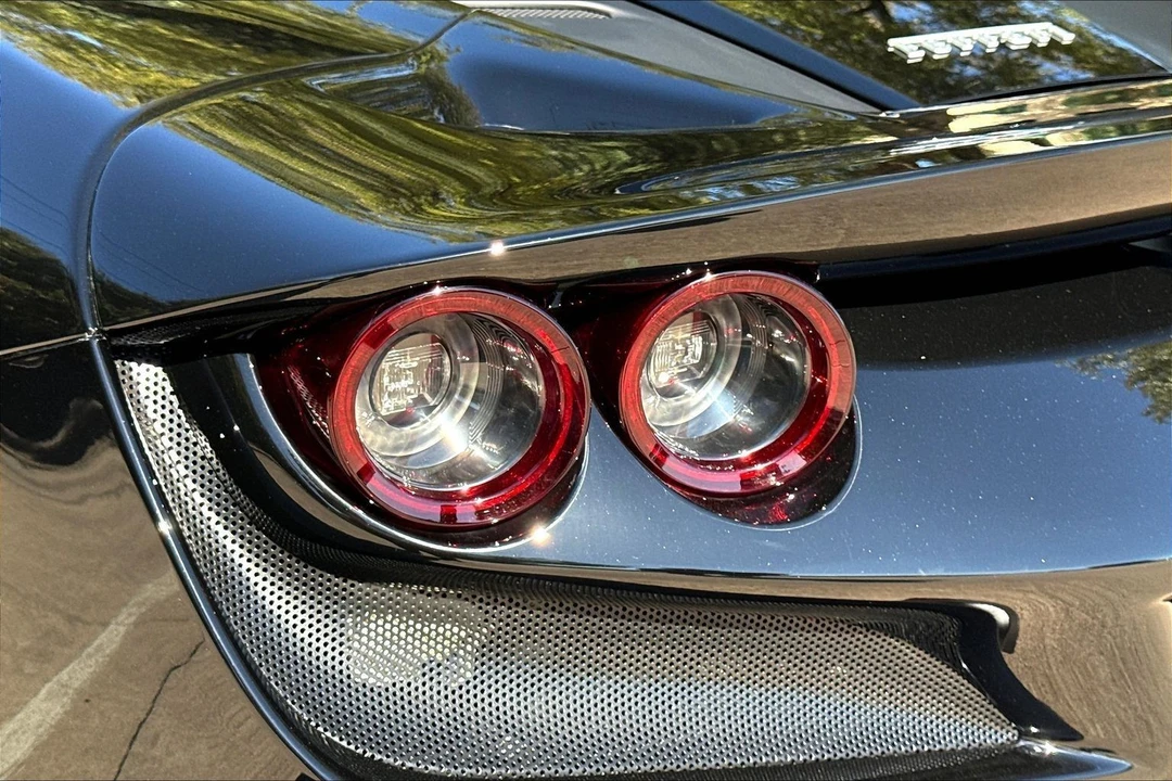 2022 Ferrari F8 Spider - Image 20 of 30