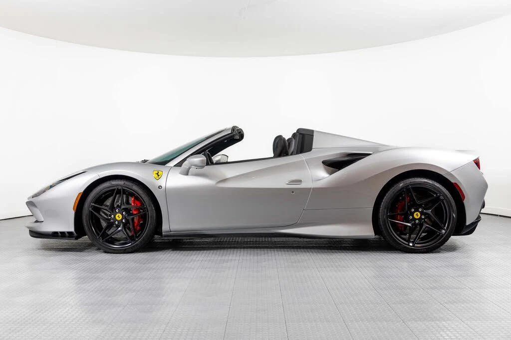 2022 Ferrari F8 Spider - Image 11 of 31