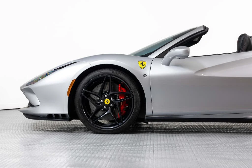 2022 Ferrari F8 Spider - Image 12 of 31