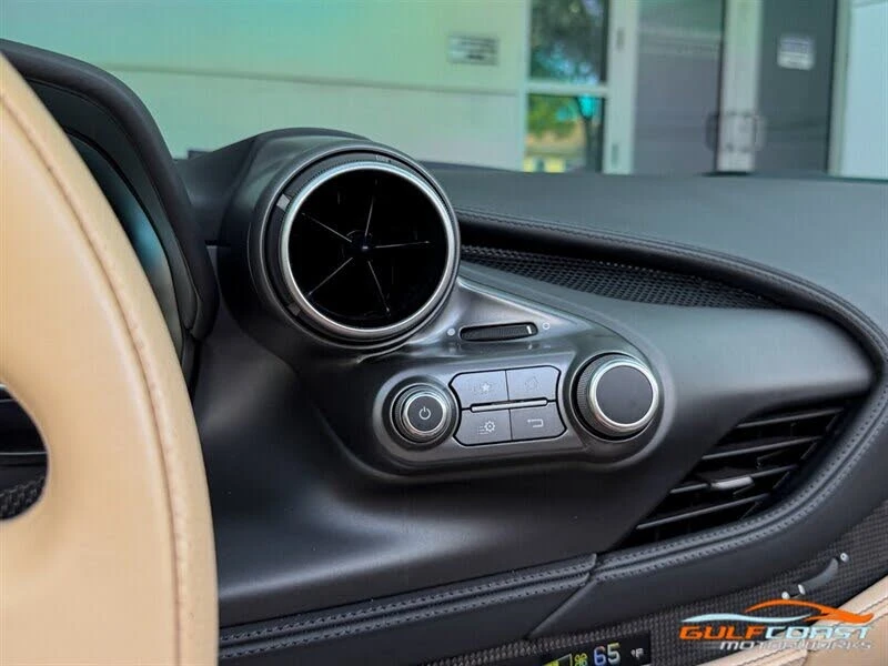 2022 Ferrari F8 Spider - Image 16 of 31