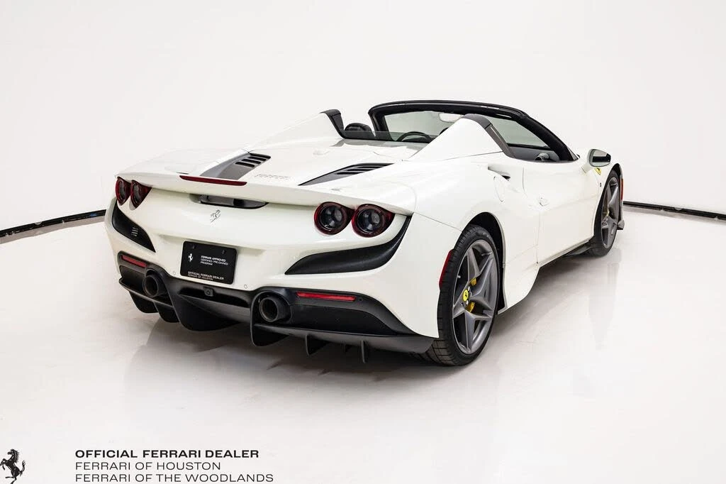 2022 Ferrari F8 Spider - Image 7 of 31
