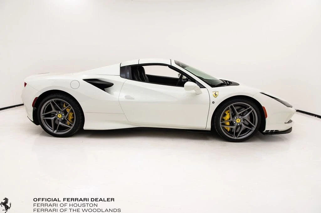 2022 Ferrari F8 Spider - Image 25 of 31