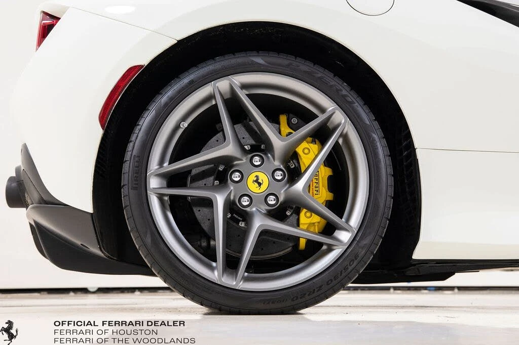 2022 Ferrari F8 Spider - Image 19 of 31