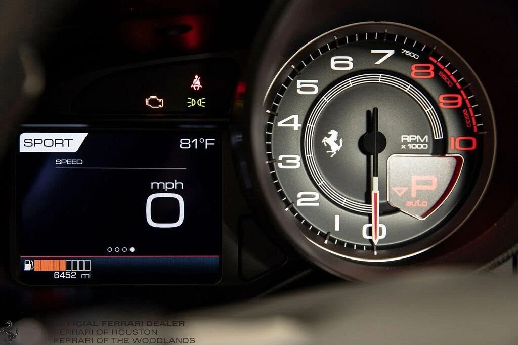 2022 Ferrari F8 Spider - Image 12 of 31