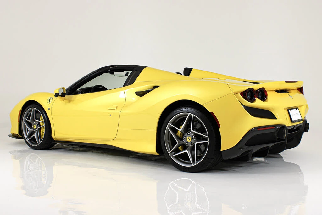 2022 Ferrari F8 Spider - Image 7 of 31