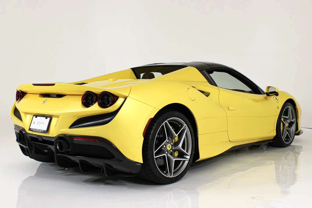 2022 Ferrari F8 Spider - Image 12 of 31