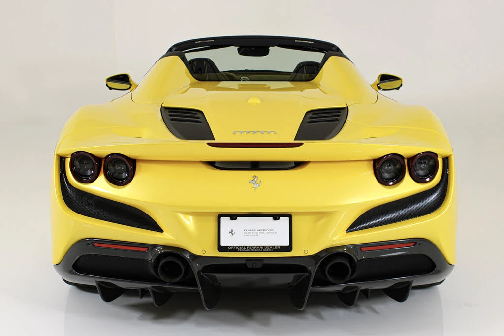 2022 Ferrari F8 Spider - Image 25 of 31