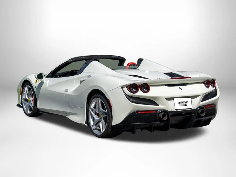 2022 Ferrari F8 Spider - Image 2 of 31