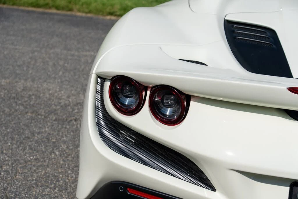2022 Ferrari F8 Spider - Image 14 of 31