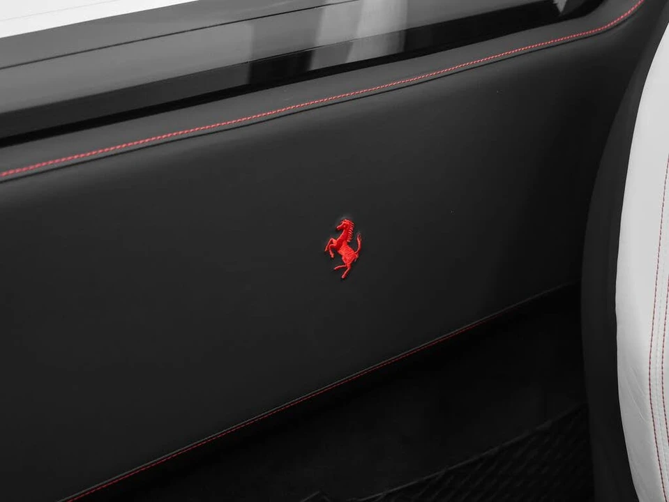 2022 Ferrari F8 Spider - Image 24 of 31