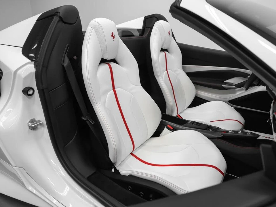 2022 Ferrari F8 Spider - Image 26 of 31