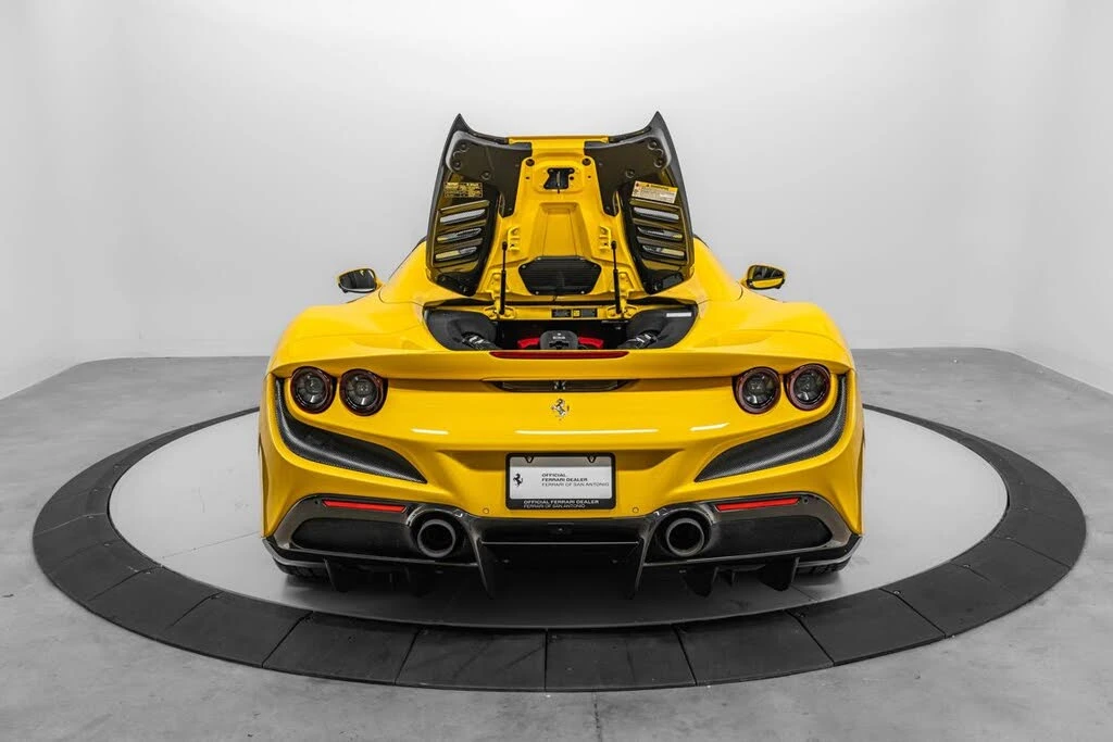 2022 Ferrari F8 Spider - Image 20 of 31