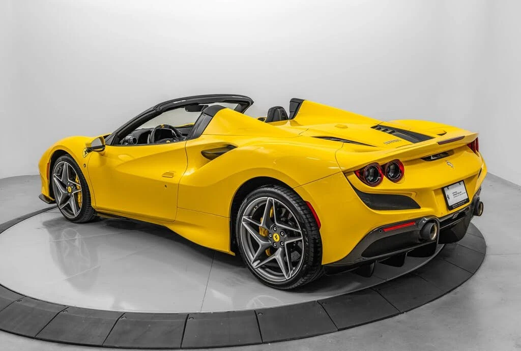 2022 Ferrari F8 Spider - Image 13 of 31