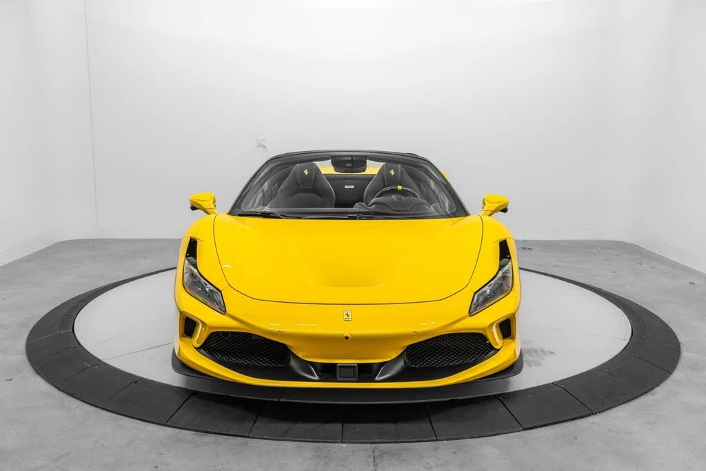 2022 Ferrari F8 Spider - Image 8 of 31