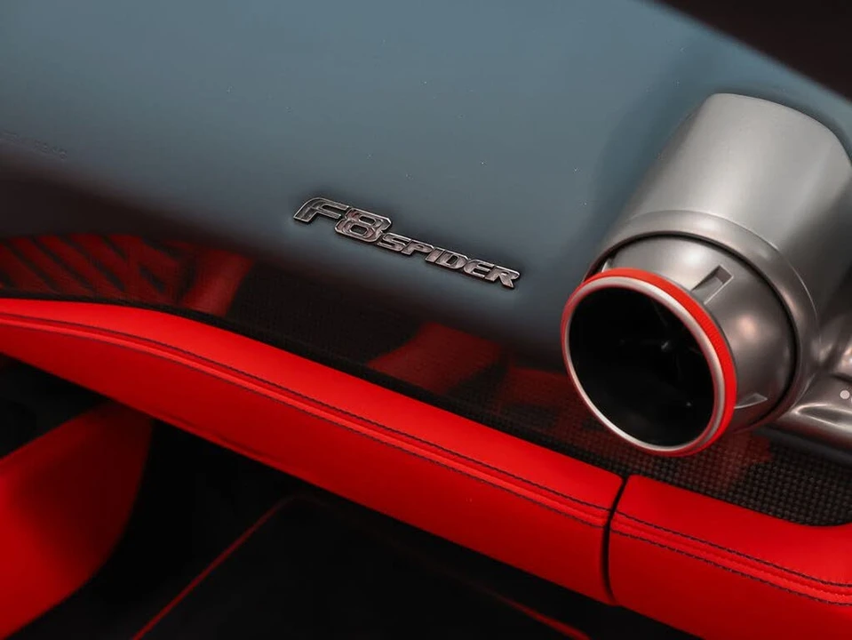 2022 Ferrari F8 Spider - Image 26 of 31