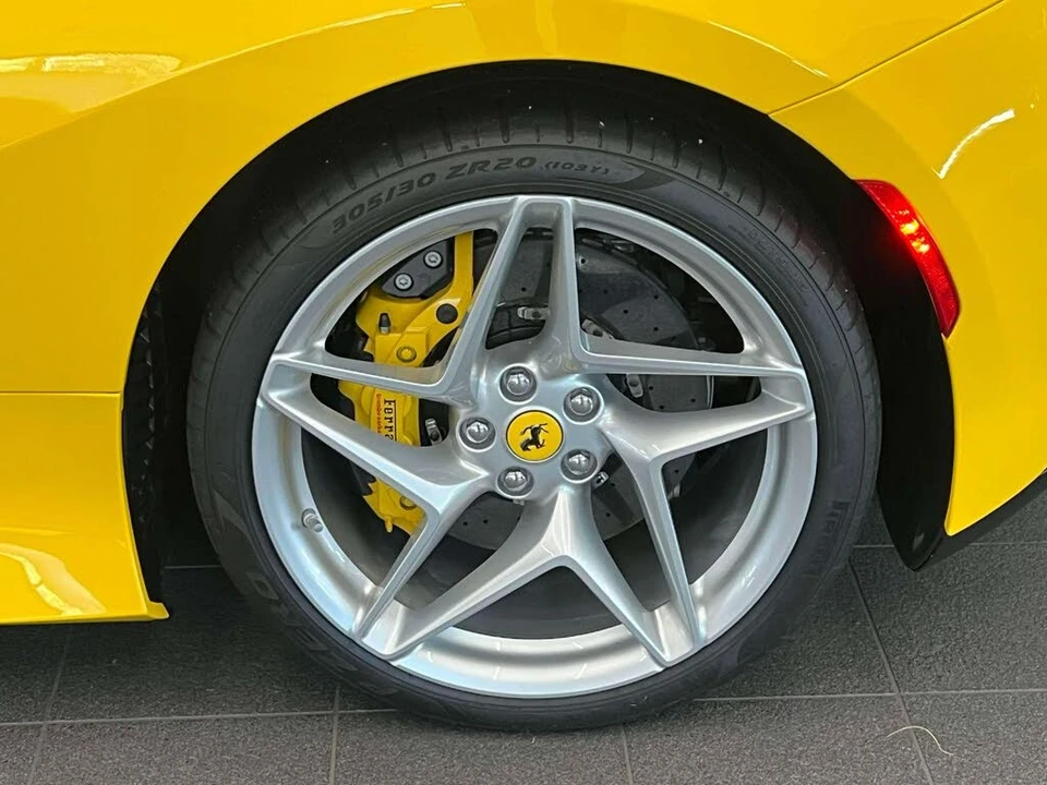 2022 Ferrari F8 Spider - Image 5 of 27