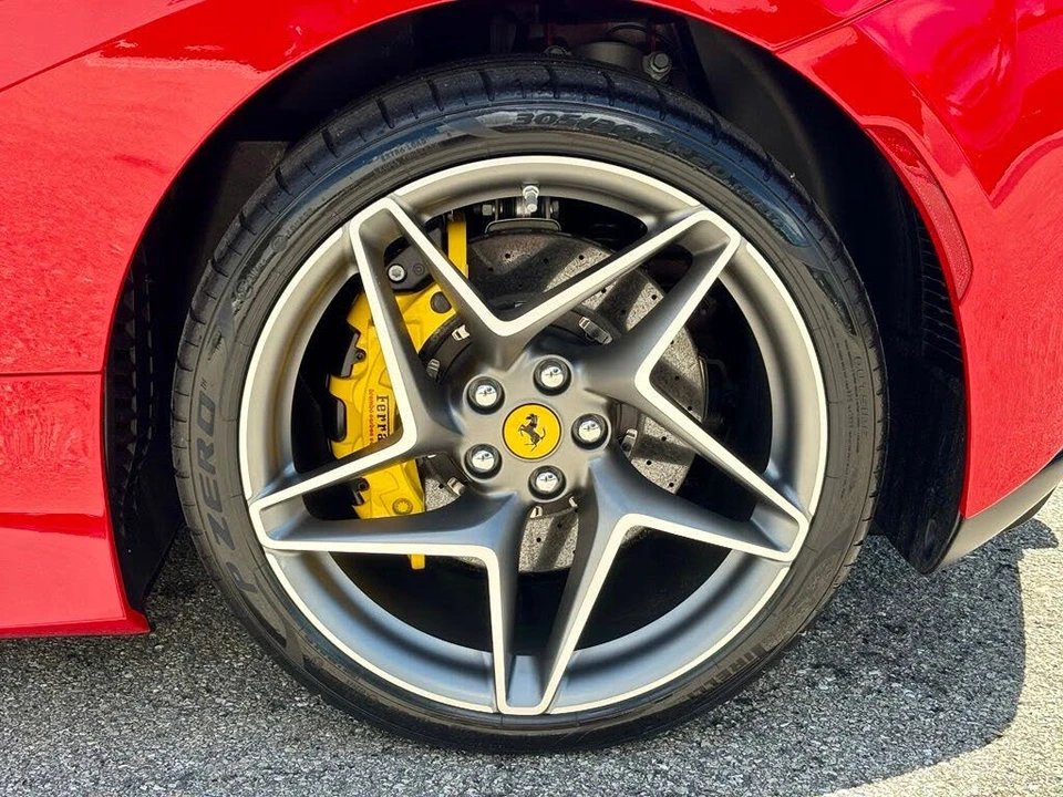 2022 Ferrari F8 Spider - Image 18 of 31