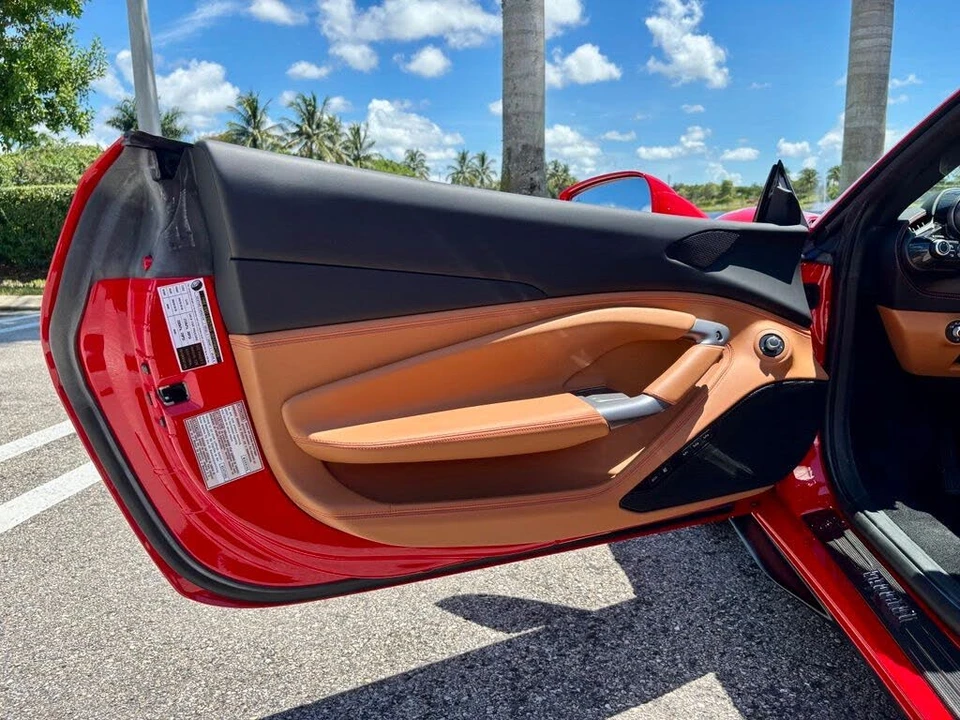 2022 Ferrari F8 Spider - Image 19 of 31