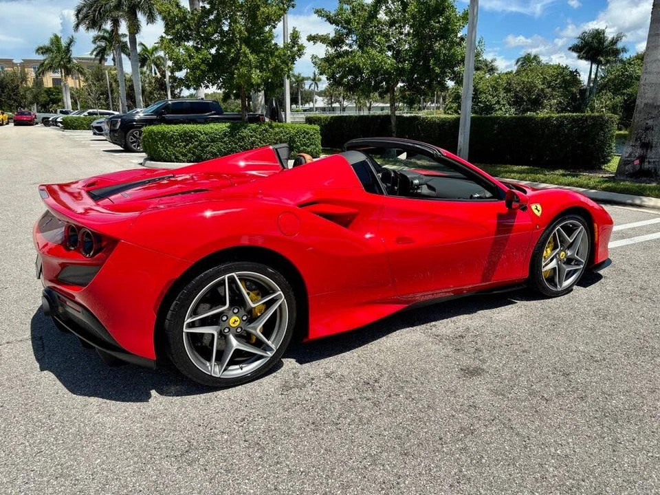 2022 Ferrari F8 Spider - Image 7 of 31