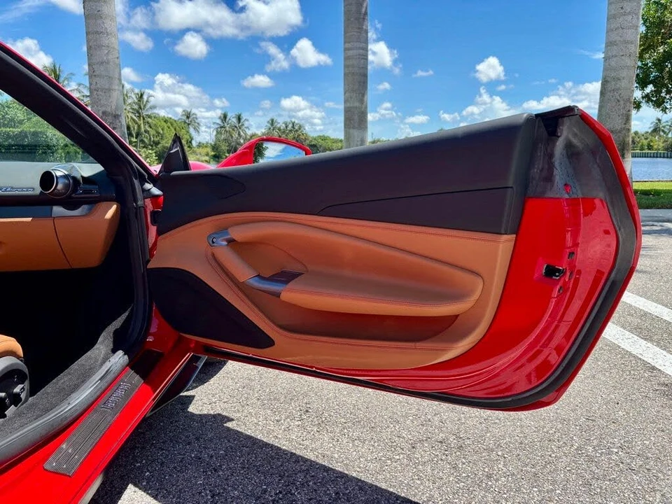 2022 Ferrari F8 Spider - Image 22 of 31