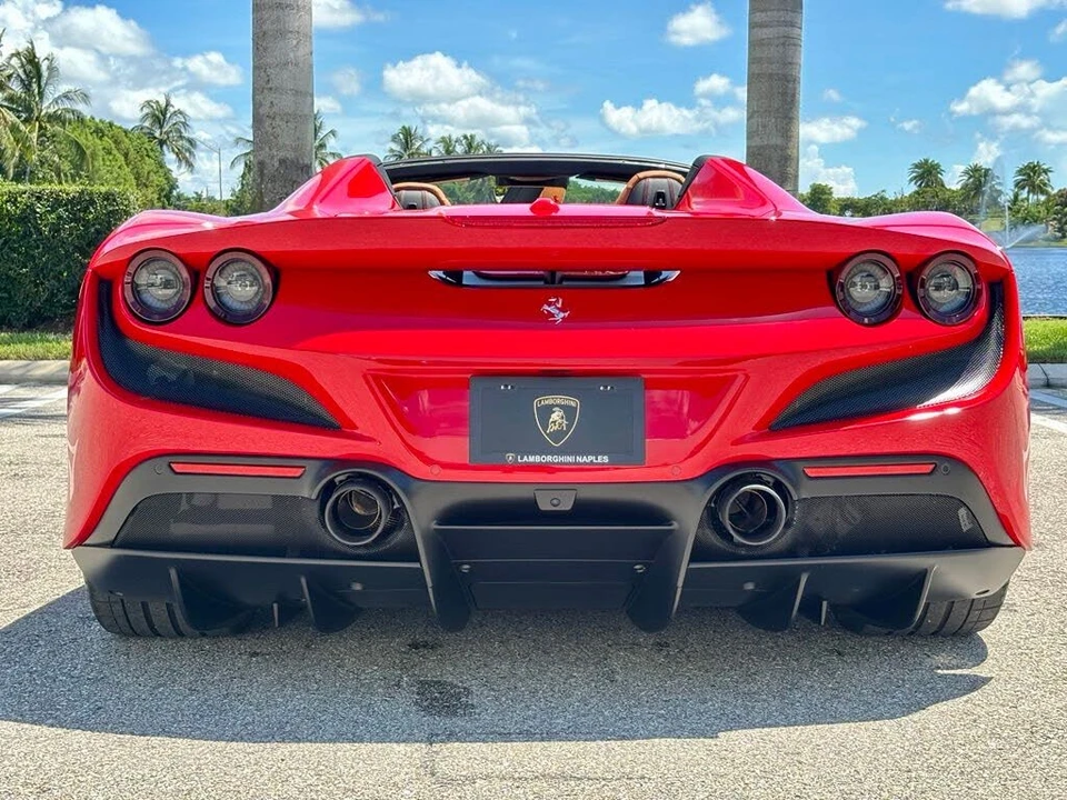 2022 Ferrari F8 Spider - Image 9 of 31