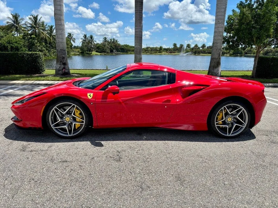 2022 Ferrari F8 Spider - Image 12 of 31