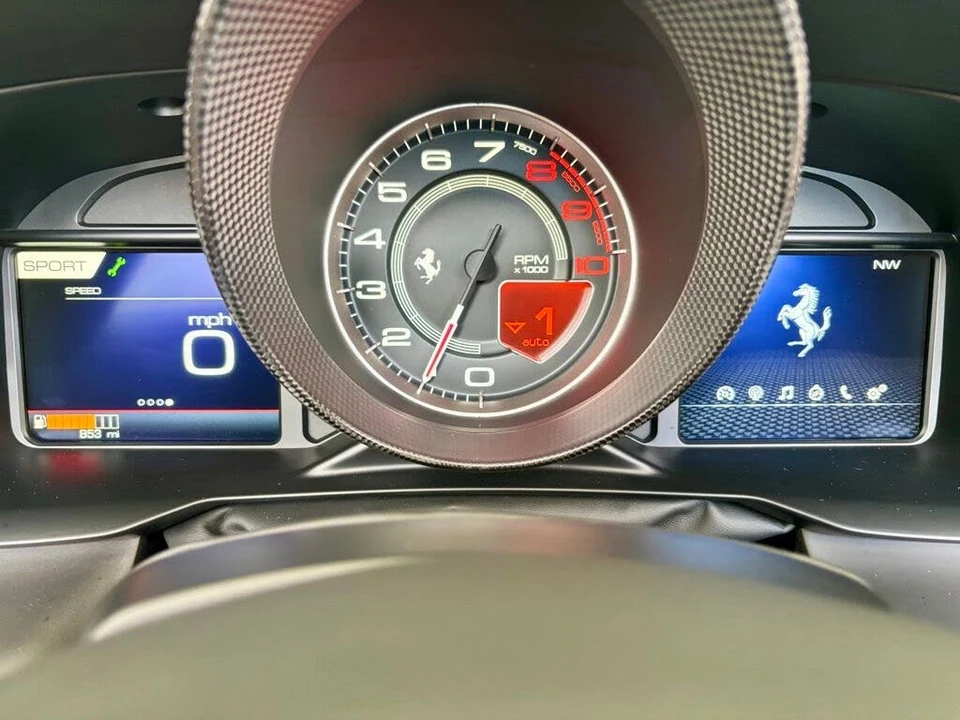 2022 Ferrari F8 Spider - Image 14 of 31