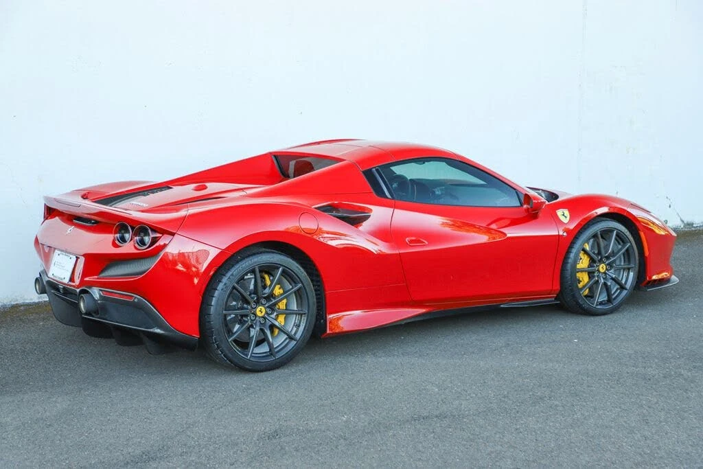 2022 Ferrari F8 Spider - Image 16 of 31