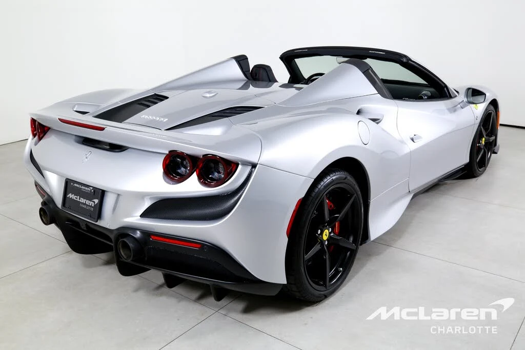2022 Ferrari F8 Spider - Image 9 of 31