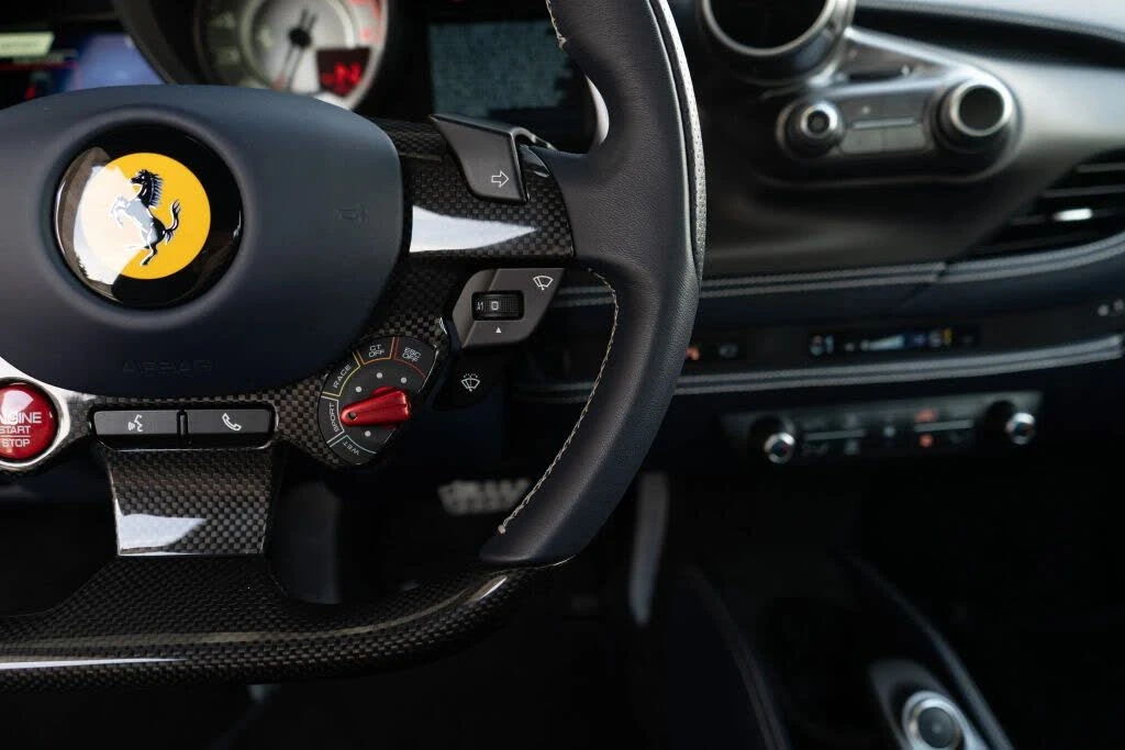 2022 Ferrari F8 Spider - Image 27 of 31