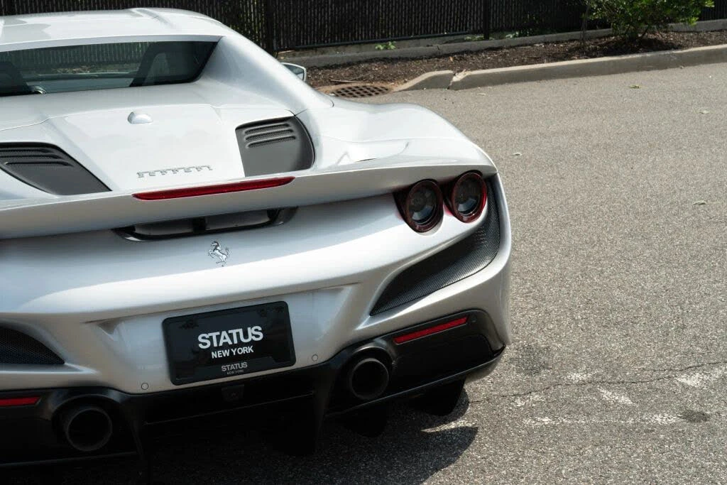 2022 Ferrari F8 Spider - Image 18 of 31