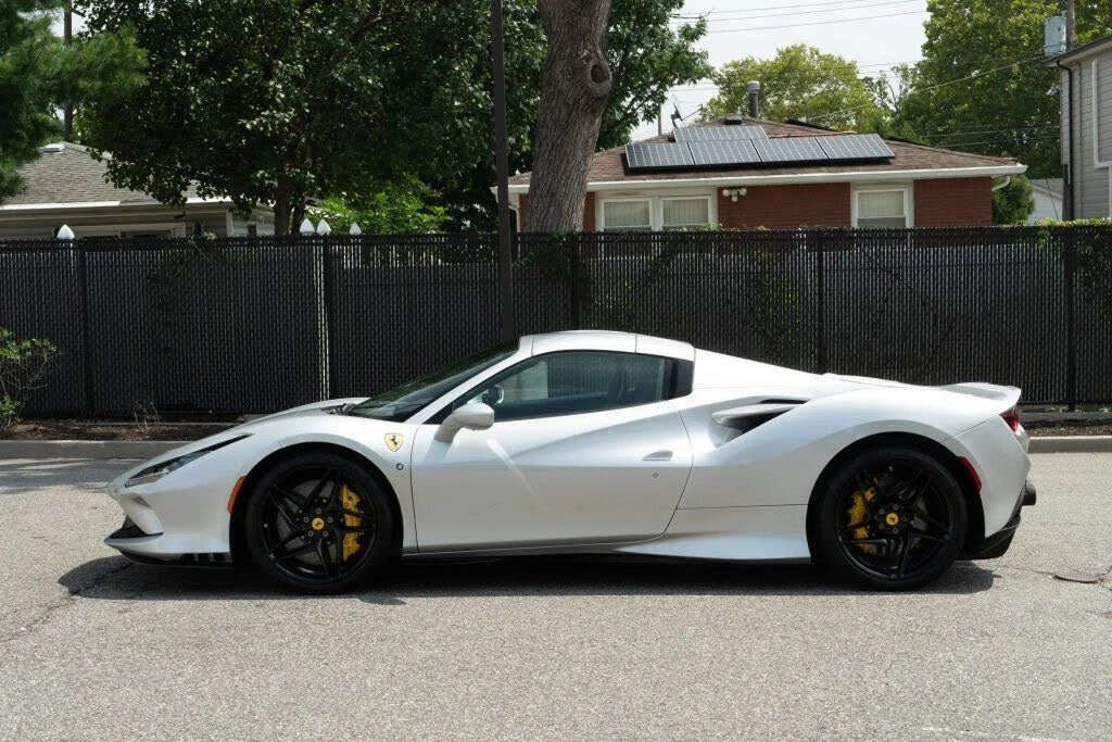 2022 Ferrari F8 Spider - Image 9 of 31