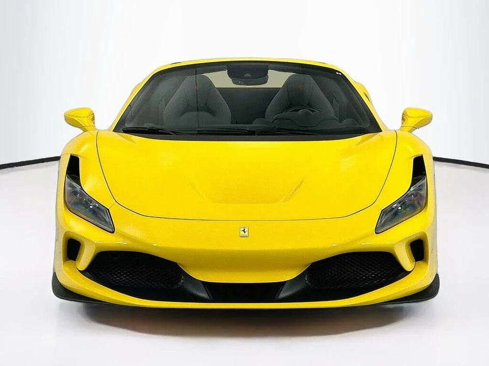2022 Ferrari F8 Spider - Image 2 of 31