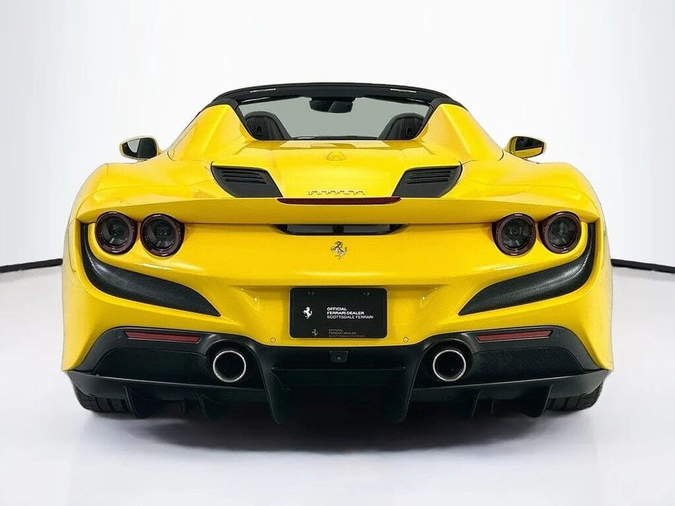 2022 Ferrari F8 Spider - Image 6 of 31