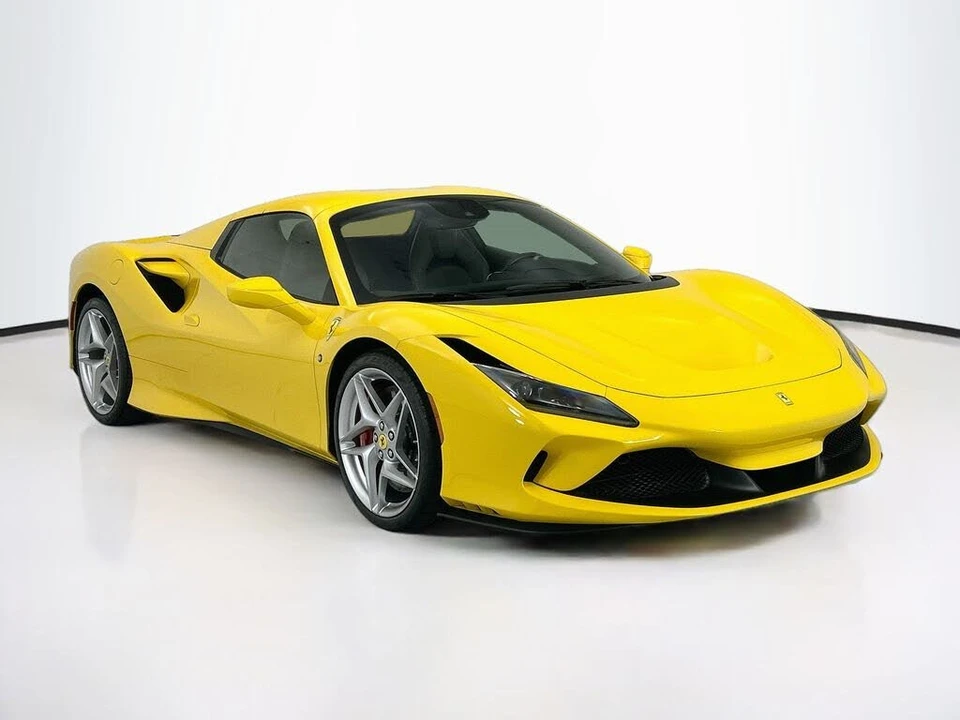 2022 Ferrari F8 Spider - Image 11 of 31