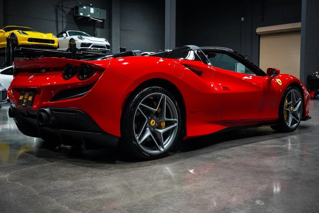 2022 Ferrari F8 Spider - Image 5 of 31