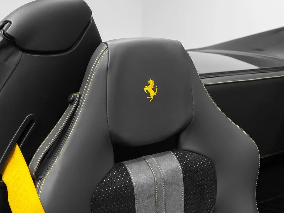 2022 Ferrari F8 Spider - Image 27 of 31