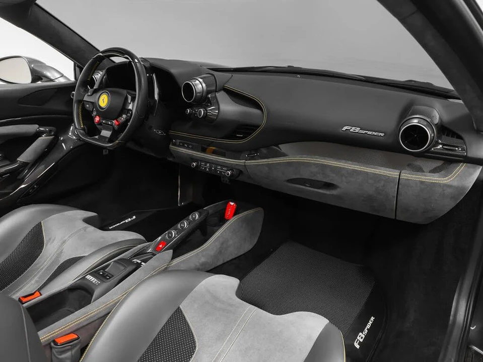 2022 Ferrari F8 Spider - Image 30 of 31