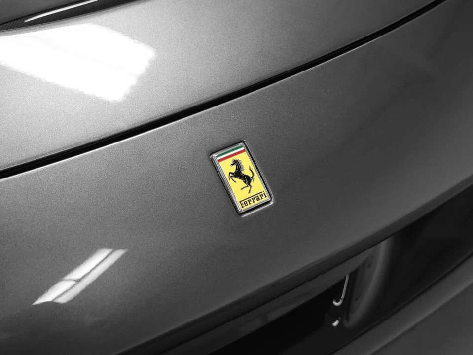 2022 Ferrari F8 Spider - Image 10 of 31