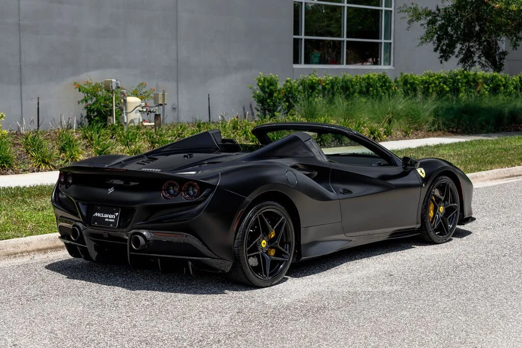 2022 Ferrari F8 Spider - Image 11 of 31