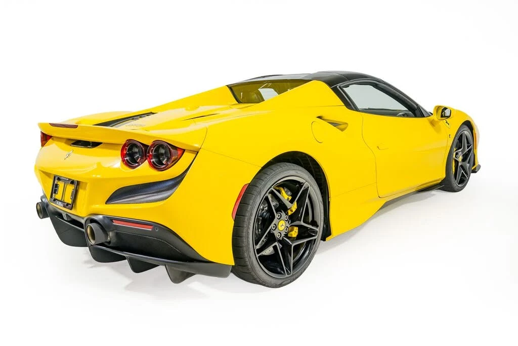 2022 Ferrari F8 Spider - Image 9 of 31